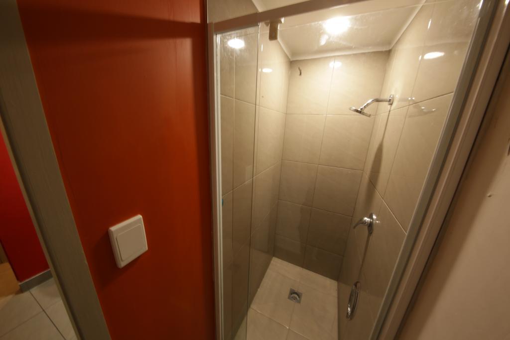 Хостел Grafton Backpackers Окленд Номер фото
