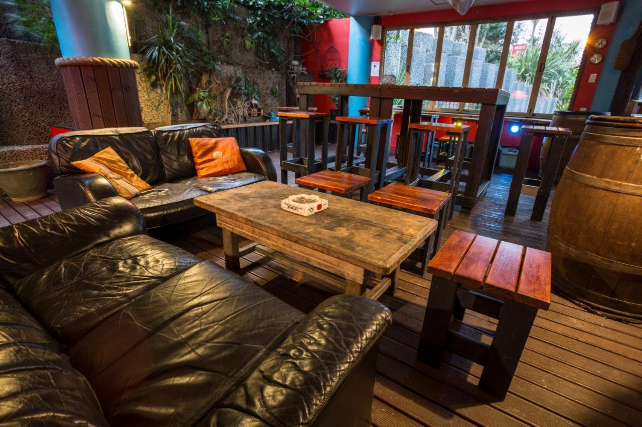 Хостел Grafton Backpackers Окленд Экстерьер фото