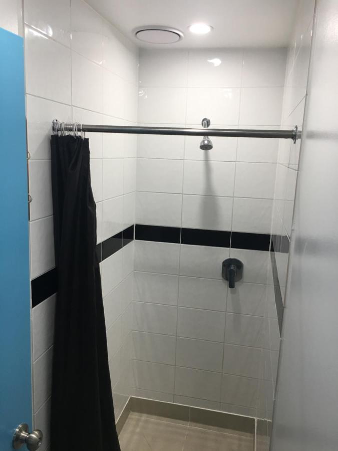 Хостел Grafton Backpackers Окленд Экстерьер фото