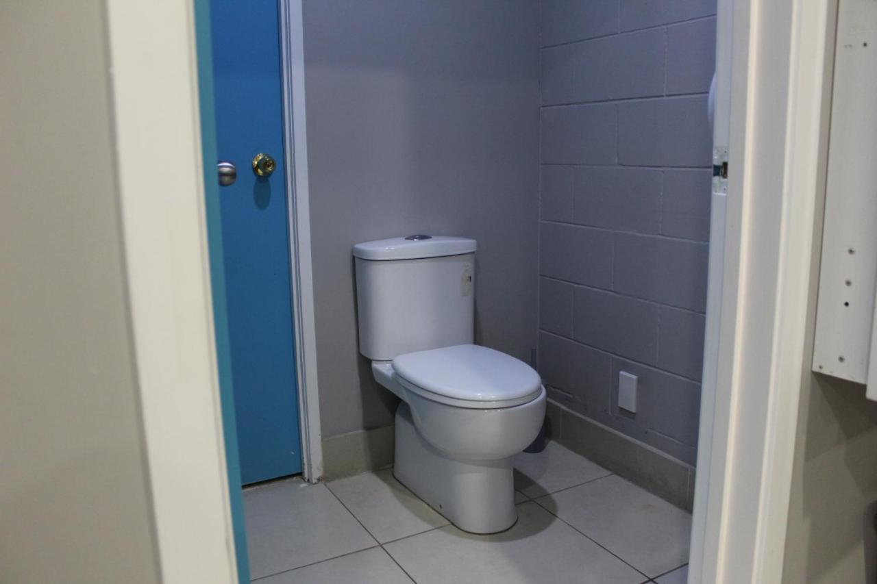 Хостел Grafton Backpackers Окленд Экстерьер фото